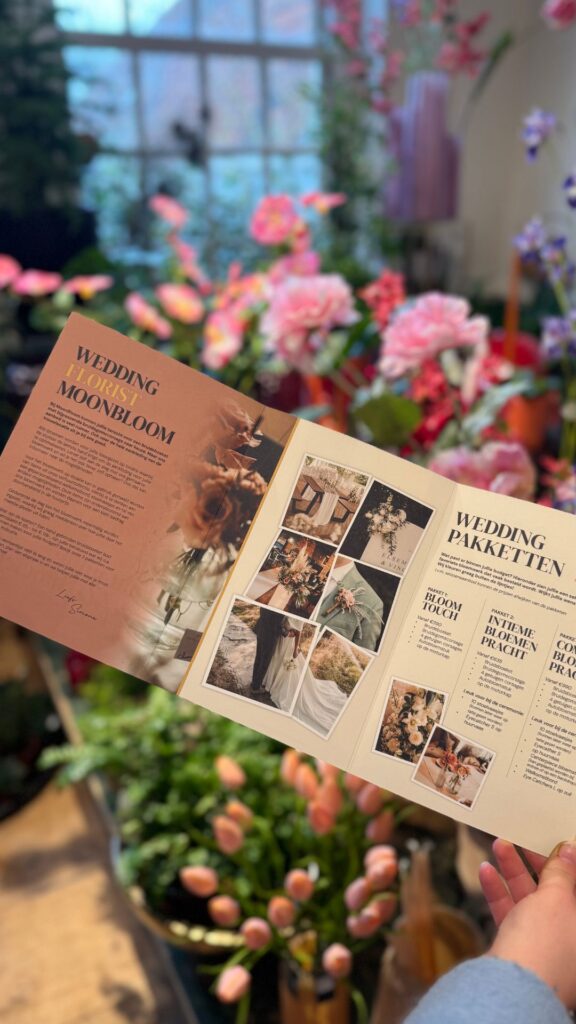 Moon bloom folder trouwen